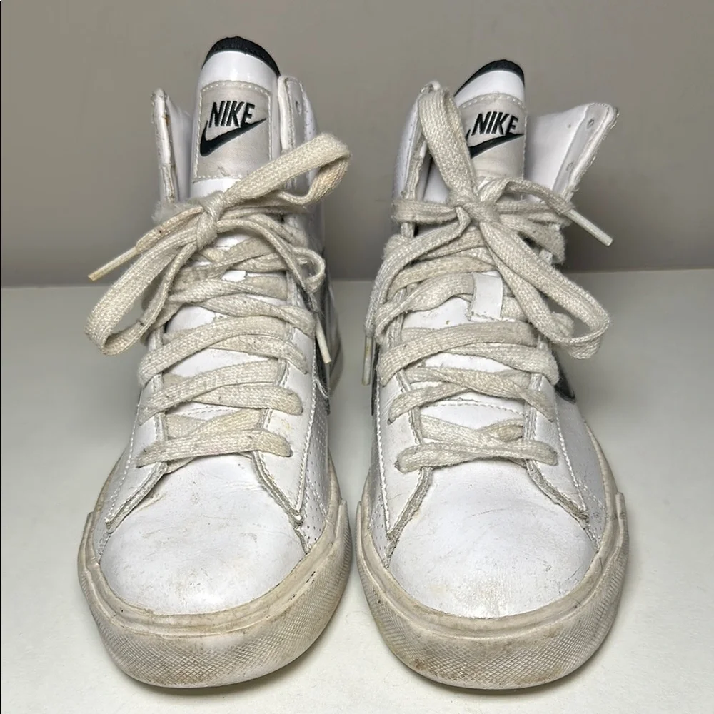 Nike sweet classic White and Black High-Top Sneakers
